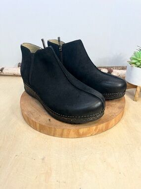 DANSKO Makara Black Burnished Suede Ankle Boots - EU 42 (US W 11.5-12 / M 8.5-9)